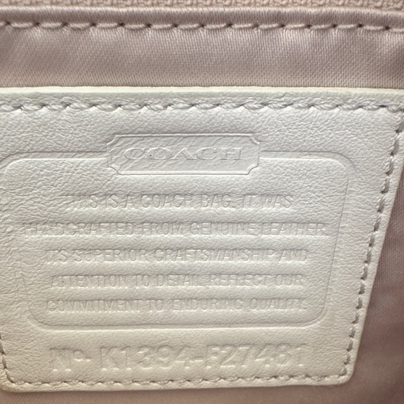 Coach Off-White Leather Shoulder Bag - Picture 5 of 8
